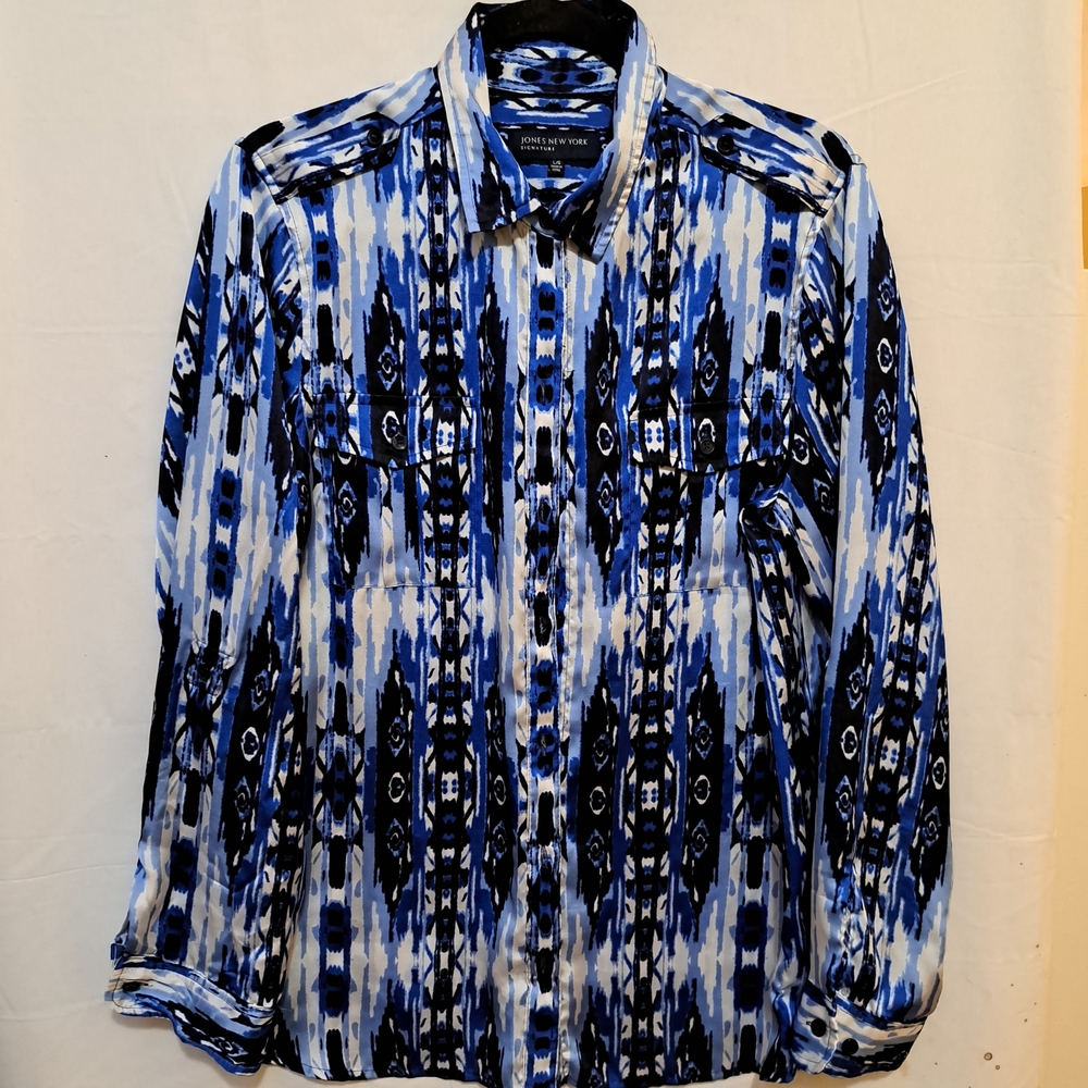 Jones New York Signature Blue Black Ikat Print Button Down Shirt Epaulets Large‎